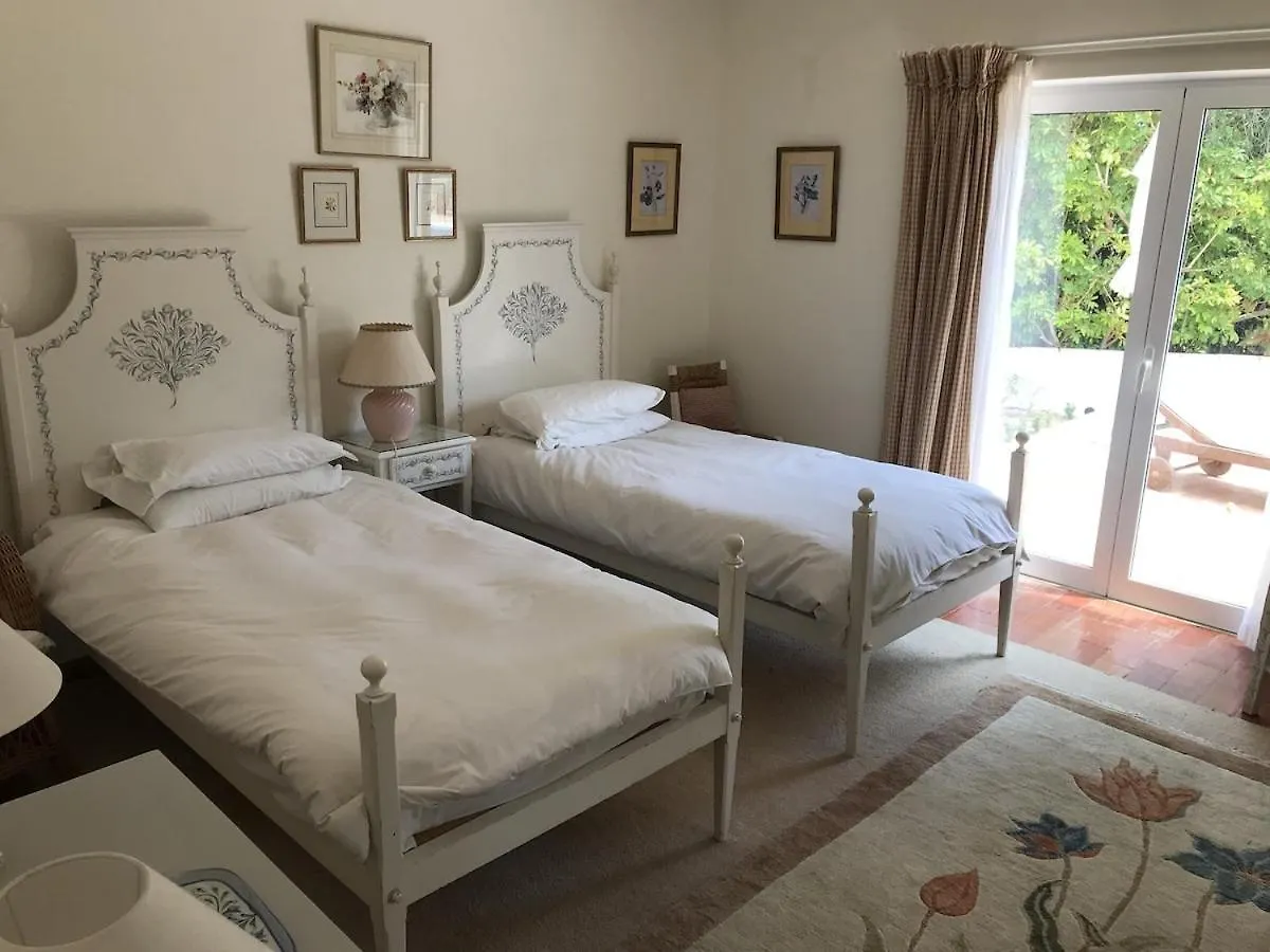 Casa Ancoradouro Villa Lagos 0*,